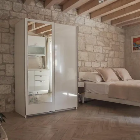 شقة Marcantun Spalatum In Diocletian Palace