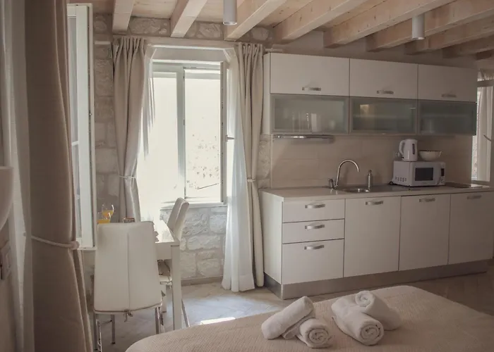 Marcantun Spalatum In Diocletian Palace Appartement *