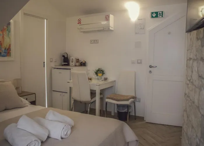 Marcantun Spalatum In Diocletian Palace Apartman Split