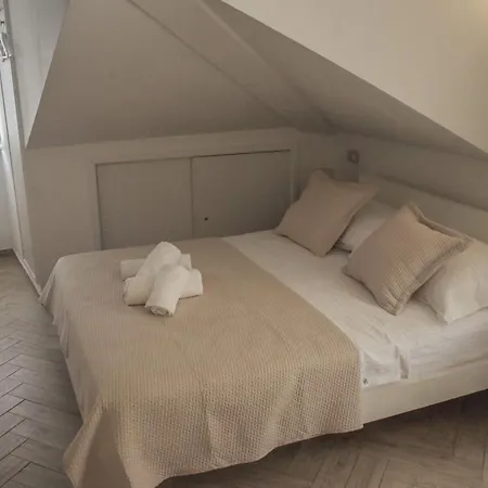 Marcantun Spalatum In Diocletian Palace Apartment Split