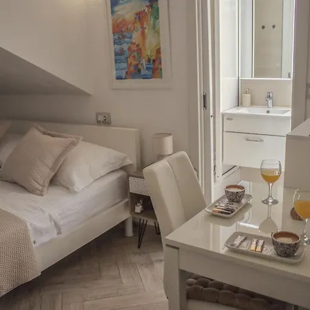 Marcantun Spalatum In Diocletian Palace Apartment