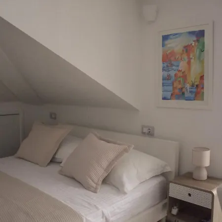 Marcantun Spalatum In Diocletian Palace Apartment *