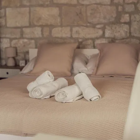 Marcantun Spalatum In Diocletian Palace Apartment Split